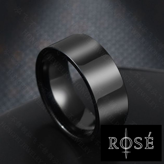 Anillo llano black para hombre ideal para acompañar tu outfit diario. Rosé Empire la mejor tienda en línea en accesorios para hombre.